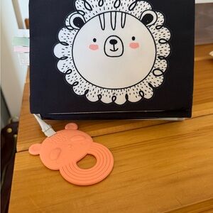 Soft tummy time montessori book with mirror